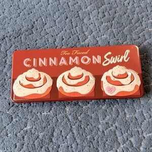 Too Faced Cinnamon Swirl palette